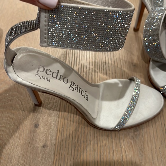 Pedro Garcia Swarovski crystal embellished sandals - Picture 4 of 6